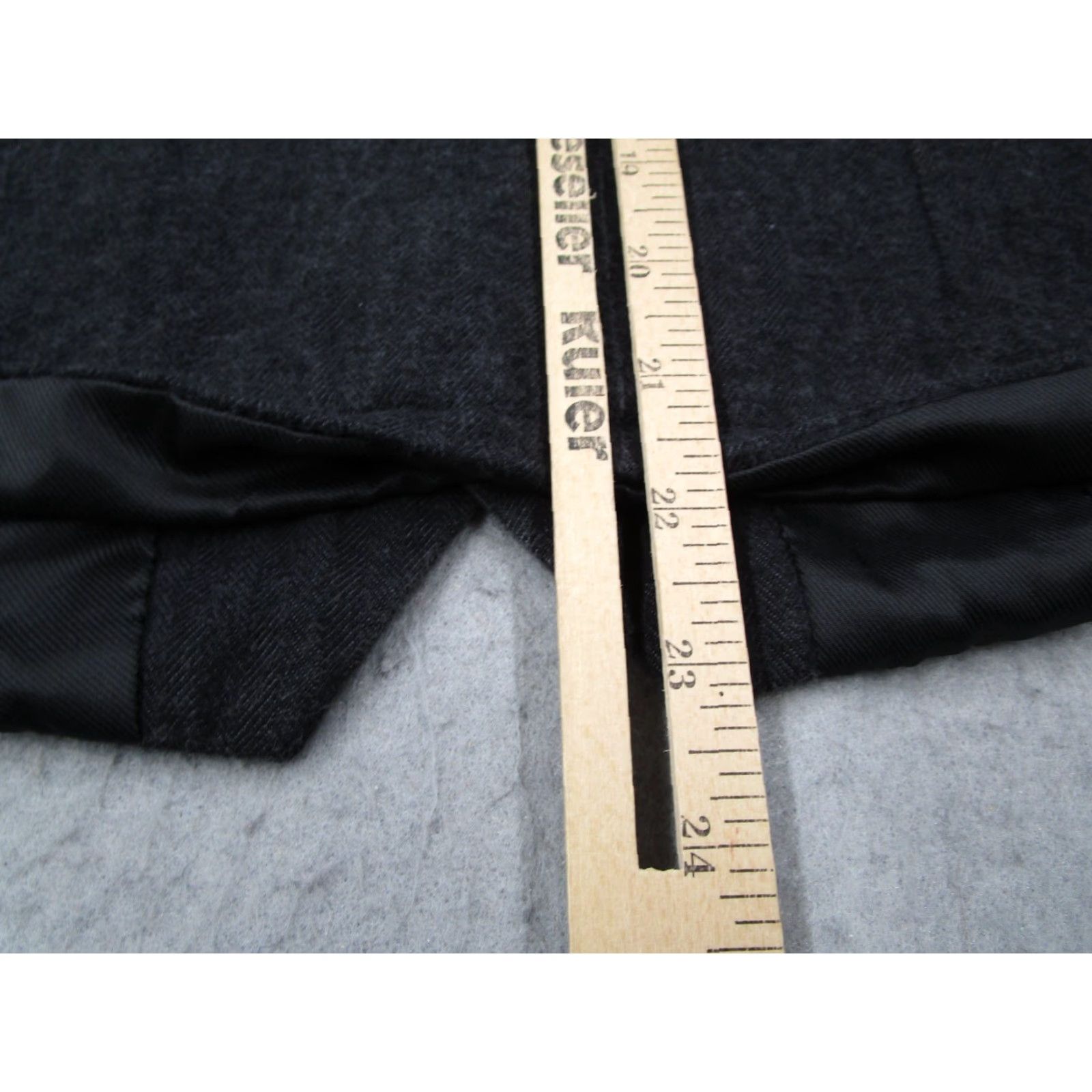 Obey OBEY Vest Mens Medium Gray Twill Button Up Waistcoat Pockets Size US M / EU 48-50 / 2 - 7 Thumbnail