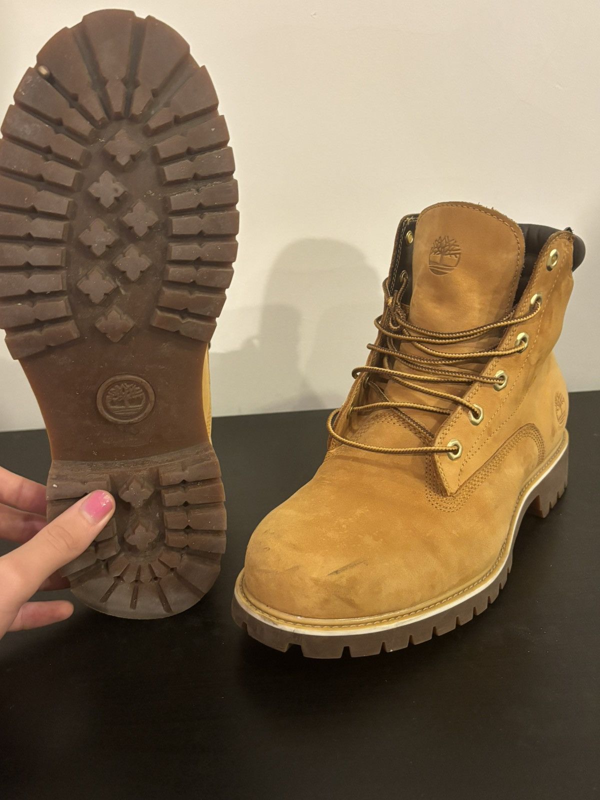 Timberland Timberland 6 inch boots Size US 9 / EU 42 - 2 Thumbnail