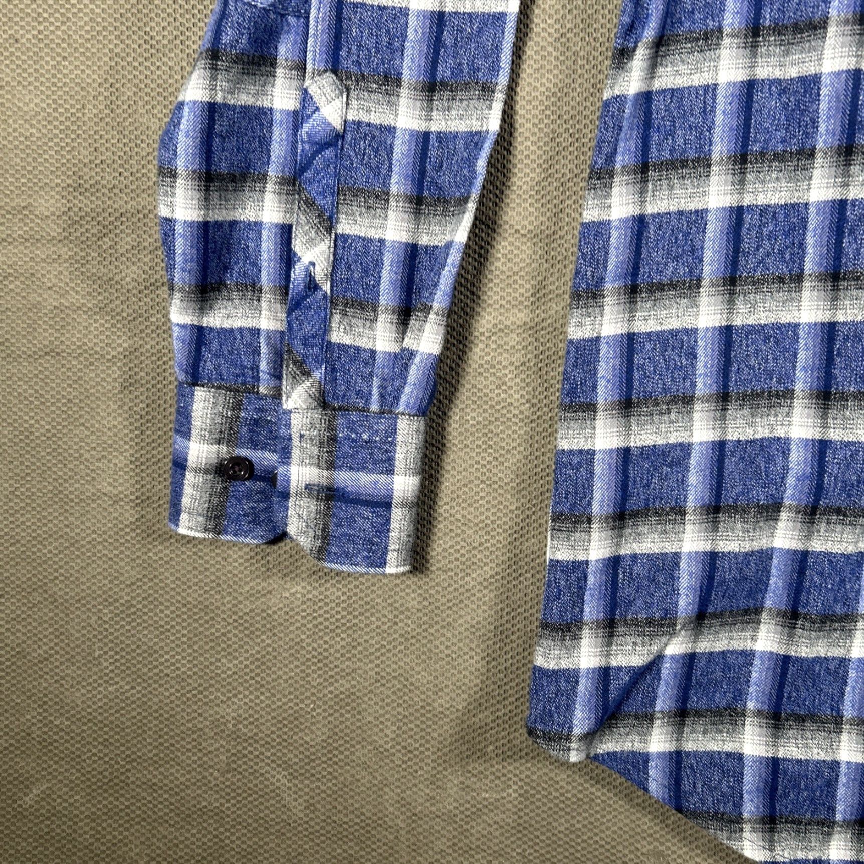 Tommy Bahama Tommy Bahama Long Sleeve Shirt Men S Blue Plaid Flannel Button Up Size US S / EU 44-46 / 1 - 7 Thumbnail
