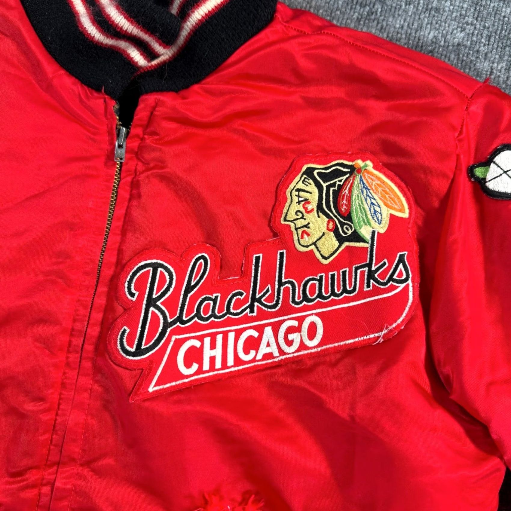 NHL VINTAGE Butwin Chicago Blackhawks Satin Bomber Jacket Men's Large Red NHL Hockey 1950s Size US L / EU 52-54 / 3 - 3 Thumbnail