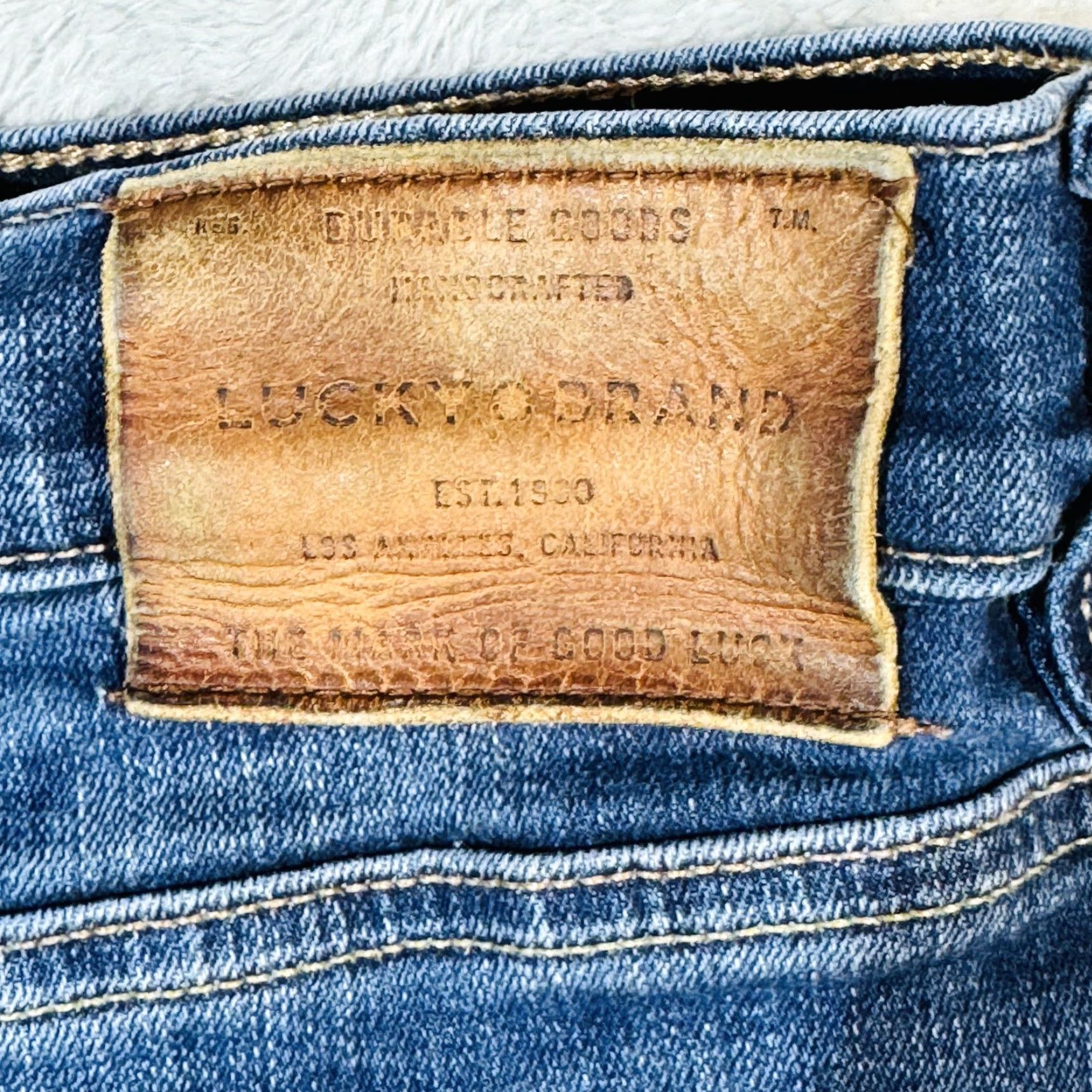 Lucky Brand Lucky Brand Denim Shorts Bermuda Athletic Taper Stretch 8 Inseam Blue Mens 48 Denim Shorts Size US 32 / EU 48 - 5 Thumbnail