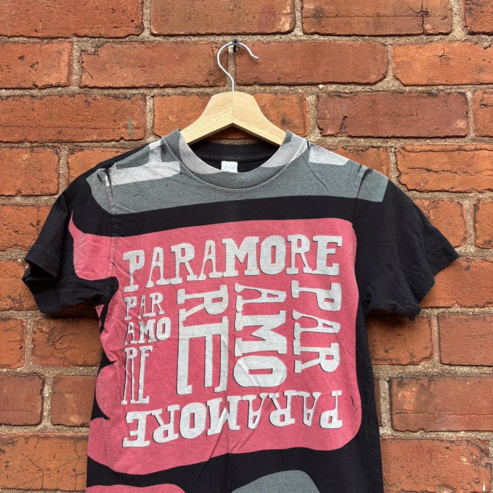 Other Vintage Paramore kids t shirt youth large xsmall 00s Size XS / US 0-2 / IT 36-38 - 2 Thumbnail