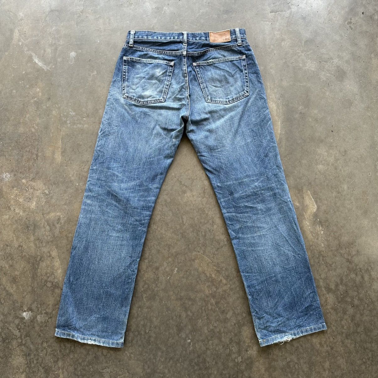 Japanese Brand Vintage Japanese Distressed Faded Denim Jean Pant W32 Size US 32 / EU 48 - 9 Thumbnail