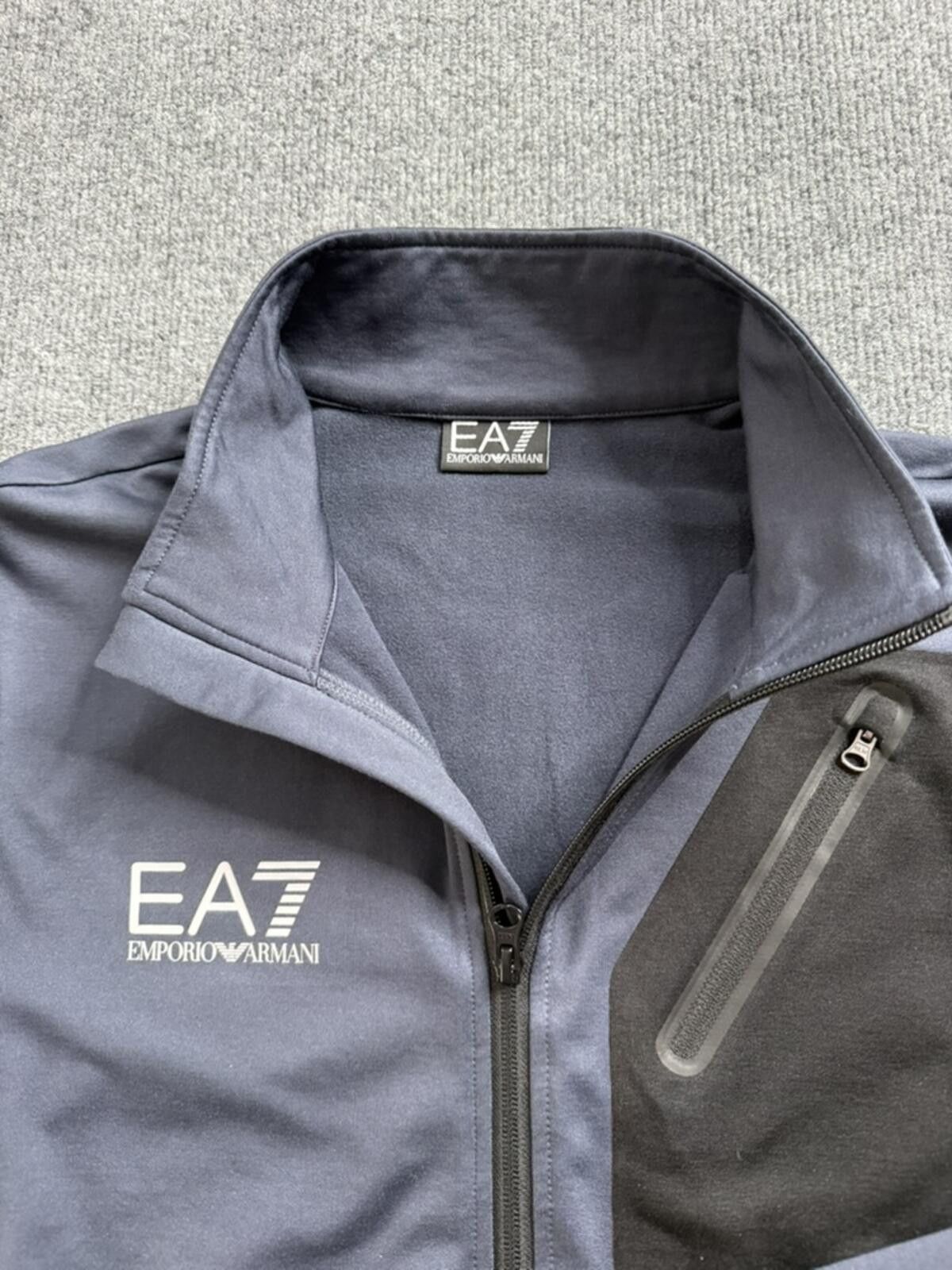 Emporio Armani Emporio Armani EA7 Tracksuit Full Zip Jacket Mens S Size US S / EU 44-46 / 1 - 3 Thumbnail