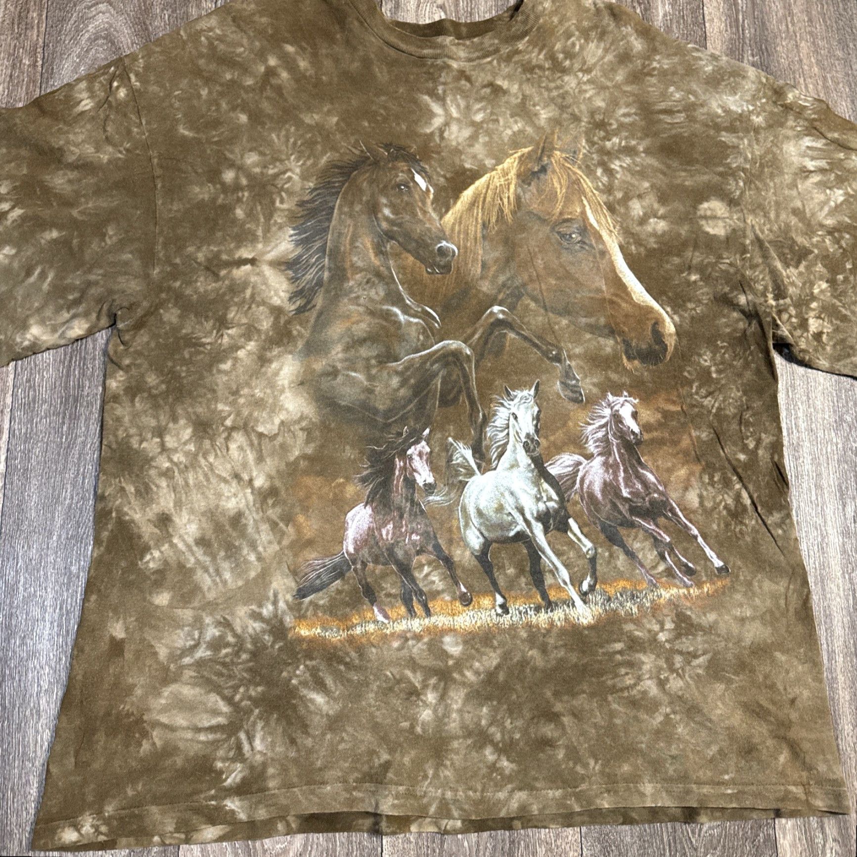 Vintage VINTAGE 90s Brown Running Horses Bronco Tie-Dye Nature Animal T-Shirt 2XL Mens Brown 90s T-Shirt Size US XXL / EU 58 / 5 - 3 Thumbnail