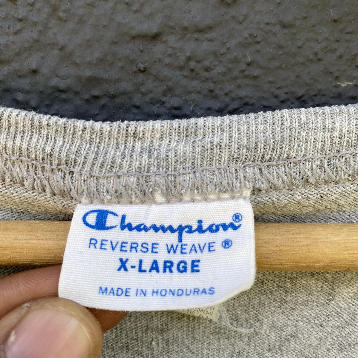 Champion Thrashed Vintage Champion Reverse Weave ERD GRUNGE TSHIRT Size US XL / EU 56 / 4 - 3 Thumbnail