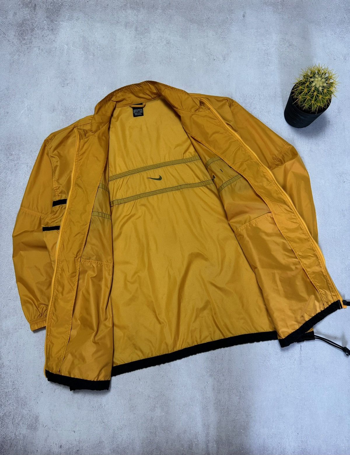 Vintage Vintage Nike Jacket Windbreaker Nylon Big Logo Baggy Y2K 90s Size US XXL / EU 58 / 5 - 8 Thumbnail