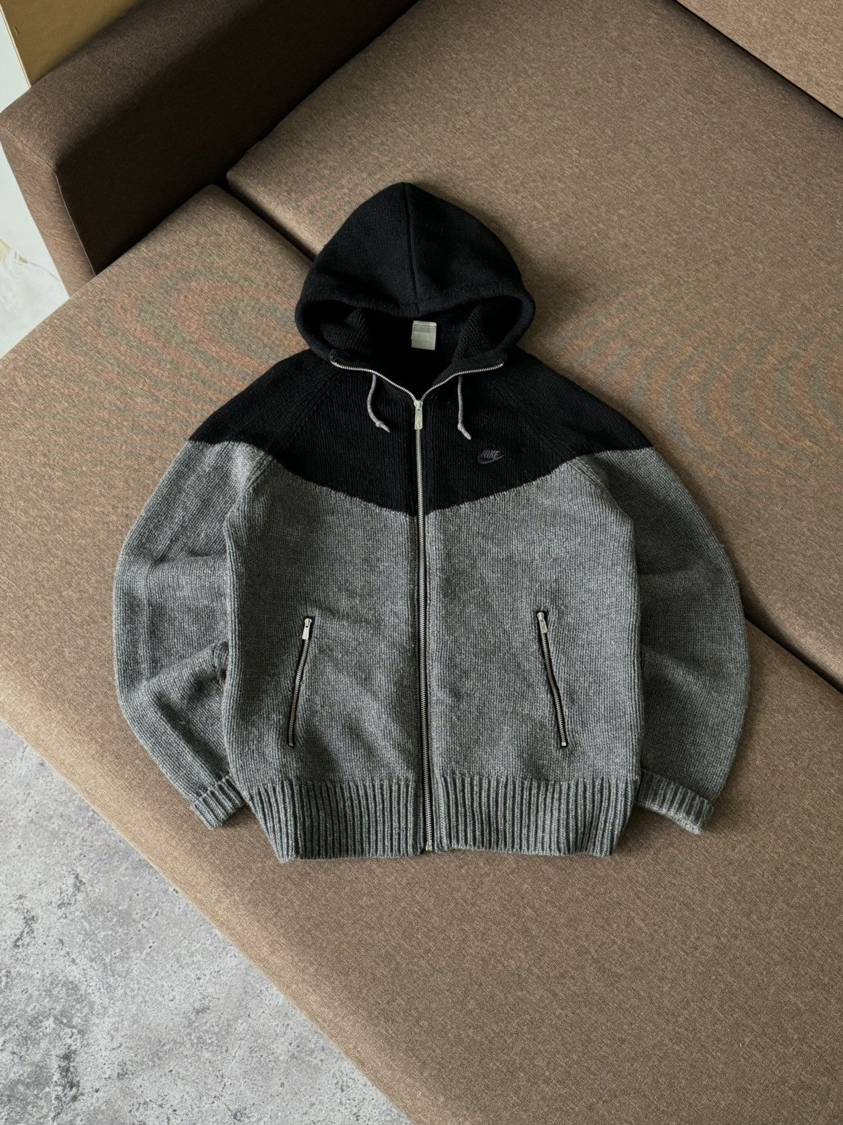 Nike × Vintage Vintage rare Nike Y2K knitted zip hoodie Size US L / EU 52-54 / 3 - 2 Thumbnail