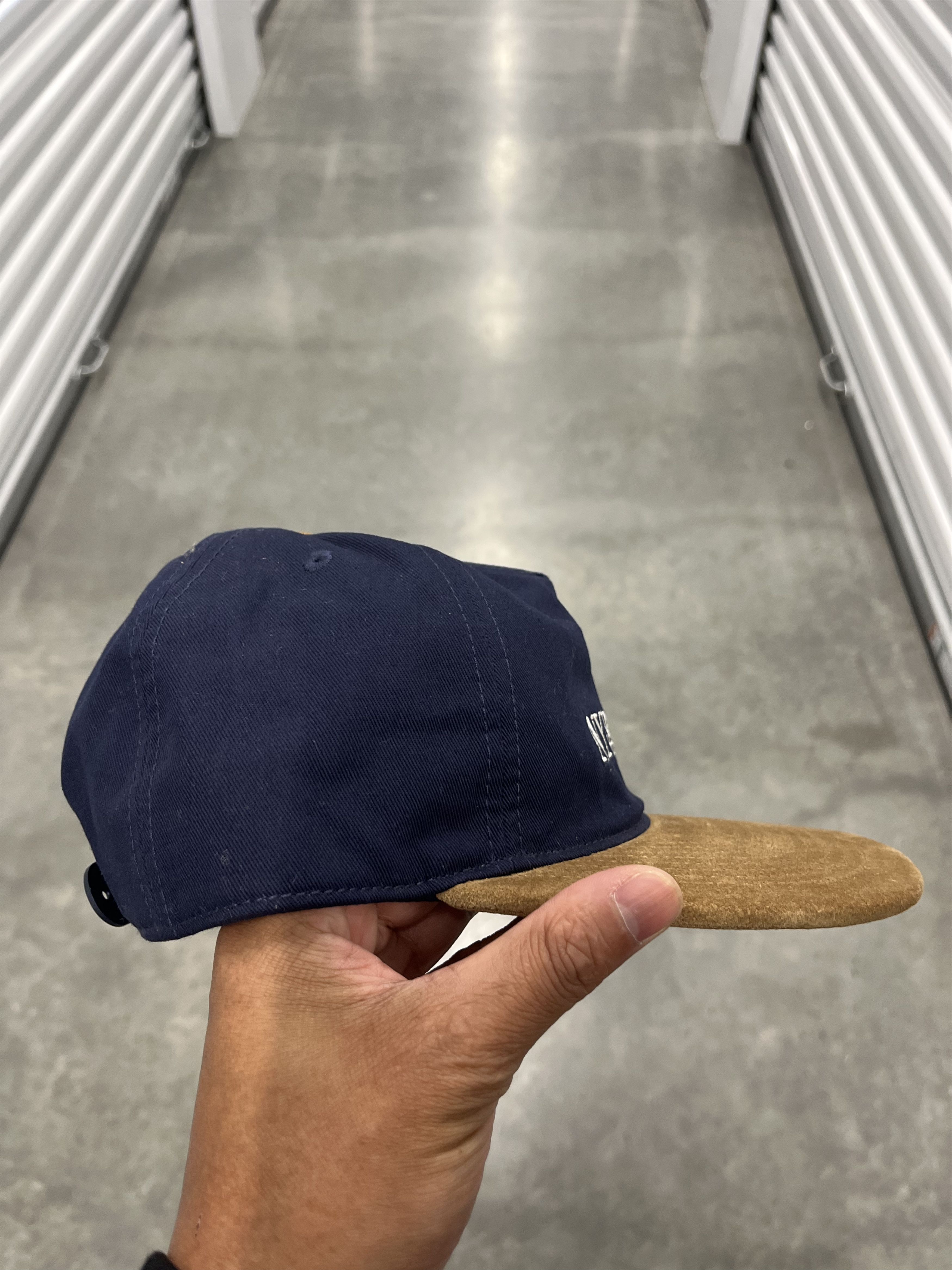 Kith Kith NY To The World Hat Cap Liberty Suede Snapback Size ONE SIZE - 2 Thumbnail