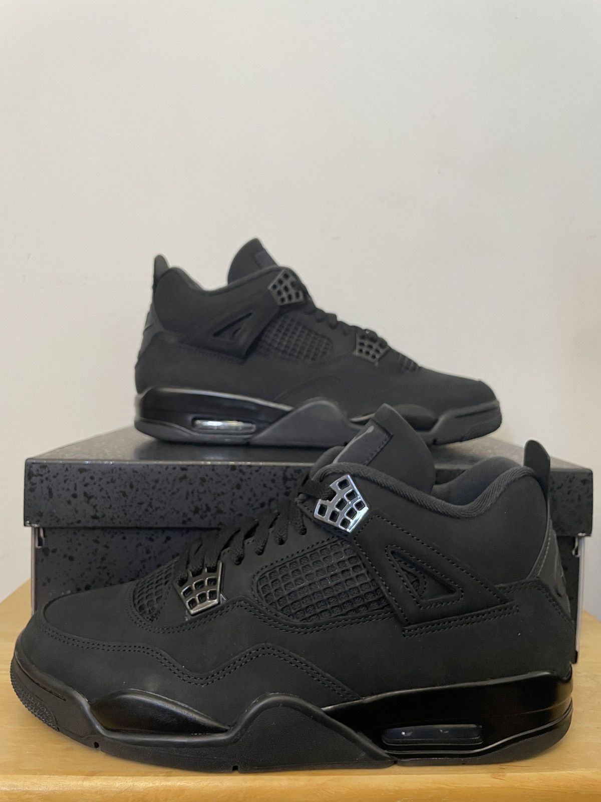 Nike Nike Air Jordan 4 “Black Cat” 2025 Size 11 Size US 11 / EU 44 - 2 Thumbnail