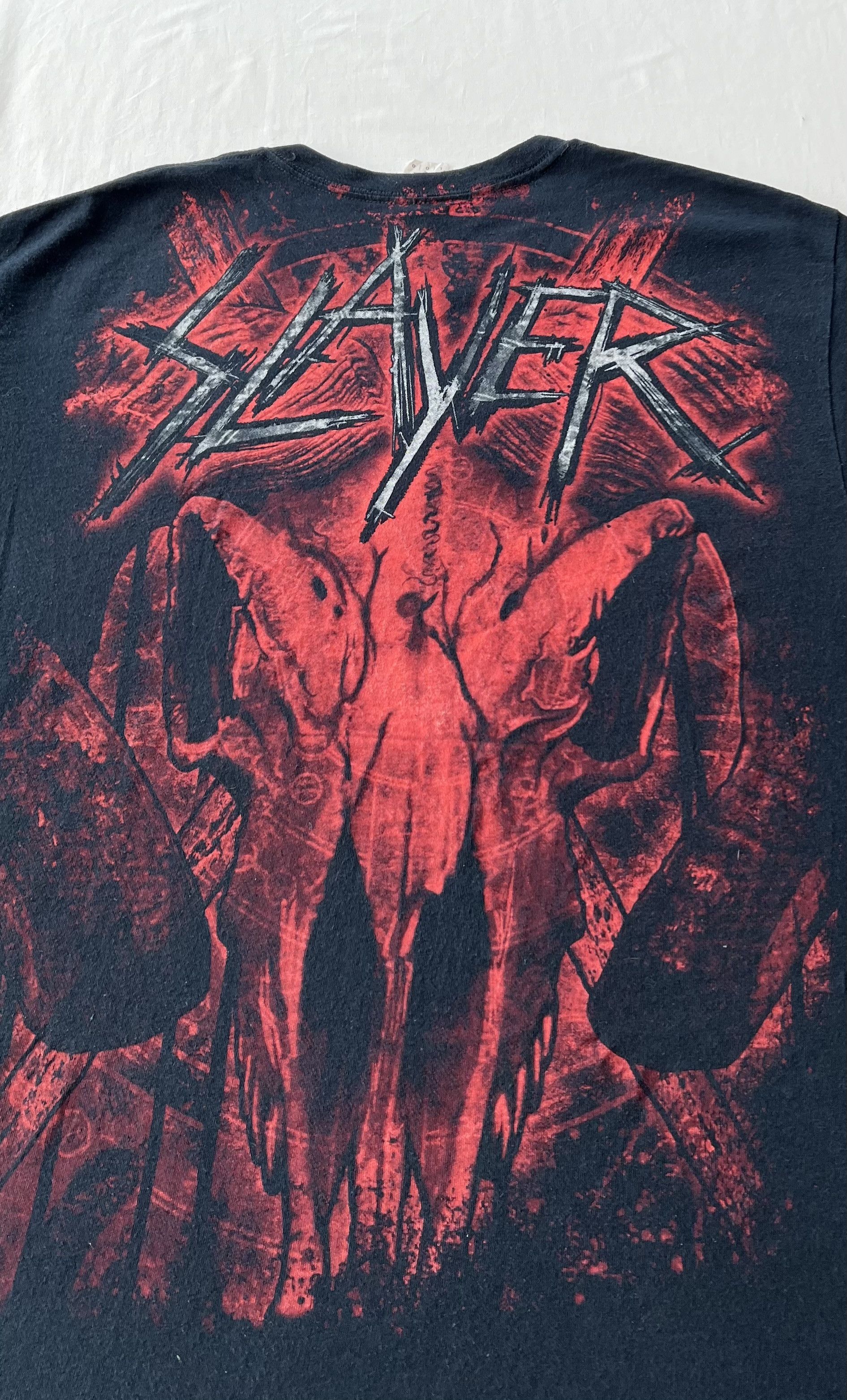 Band Tees Vintage 2000s Slayer Skull Ram AOP Black T-shirt Size US L / EU 52-54 / 3 - 11 Thumbnail