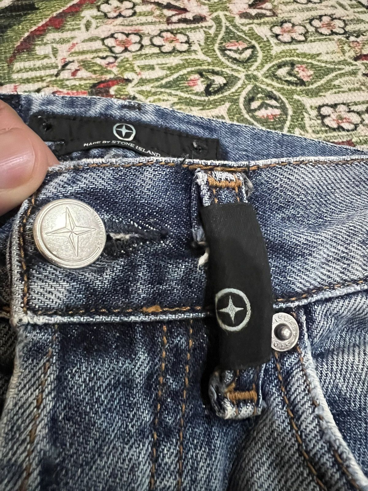 Designer × Stone Island Vintage Stone Island Faded Jeans Size US 29 - 11 Thumbnail