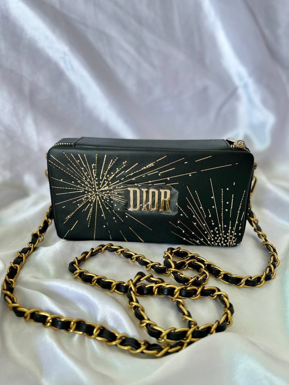 RARE Authentic Dior Beauté Metallic deals Lips Belt Bag