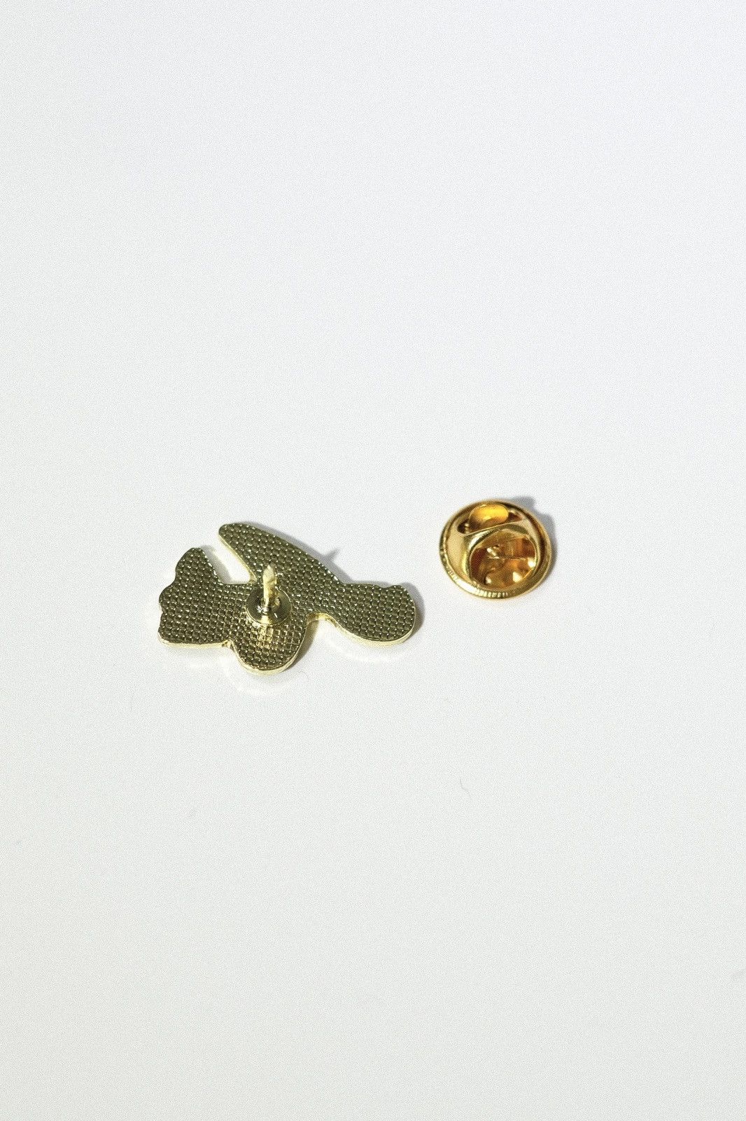 NFL NFL Vintage Atlanta Braves Team Logo Pins Size ONE SIZE - 2 Thumbnail