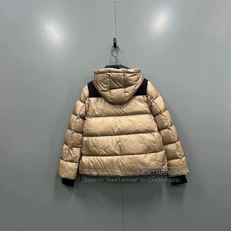 Burberry Burberry Khaki Short Down Jacket for Women. Size S / US 4 / IT 40 - 2 Thumbnail