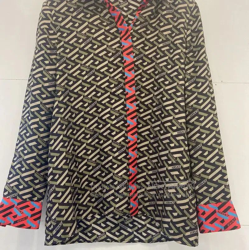 Versace Versace Multicolor Silk Shirt for Women . Size M / US 6-8 / IT 42-44 - 2 Thumbnail