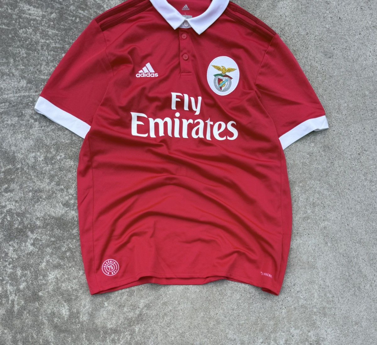 Adidas Vintage Adidas FC Benfica soccer streetwear football t-shirt Size US L / EU 52-54 / 3 - 2 Thumbnail
