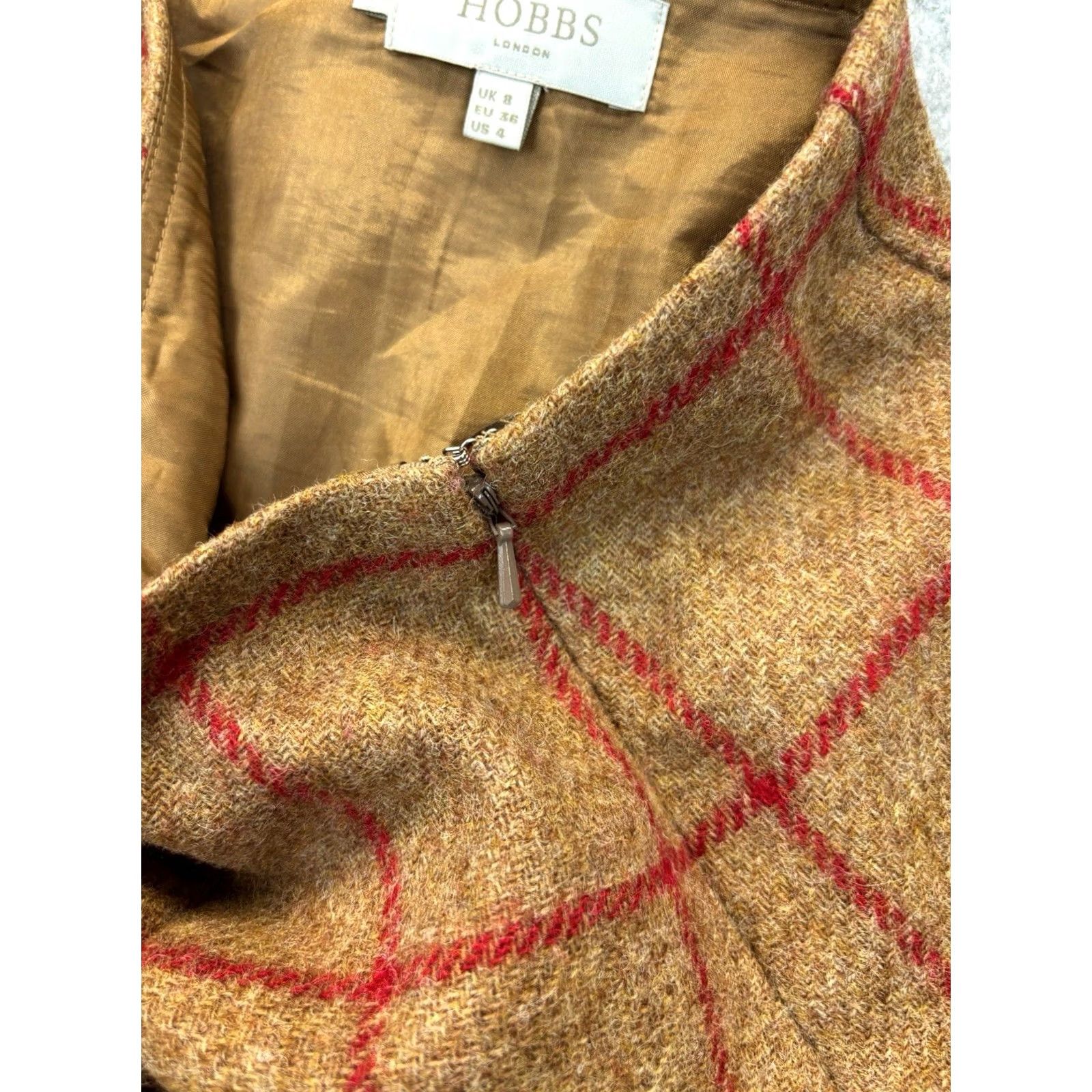 Vintage Hobbs Check Wool Skirt UK 8 Brown Red Women’s Lined Wool Pencil Above Knee Dress Workwear Casual Formal Vgc Size 30" / US 8 / IT 44 - 4 Thumbnail