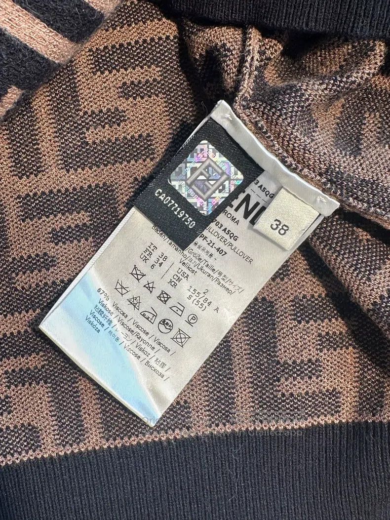 Fendi Fendi FF Monogram Printed Logo Knit Long Sleeve Sweater - Size XS / US 0-2 / IT 36-38 - 9 Thumbnail