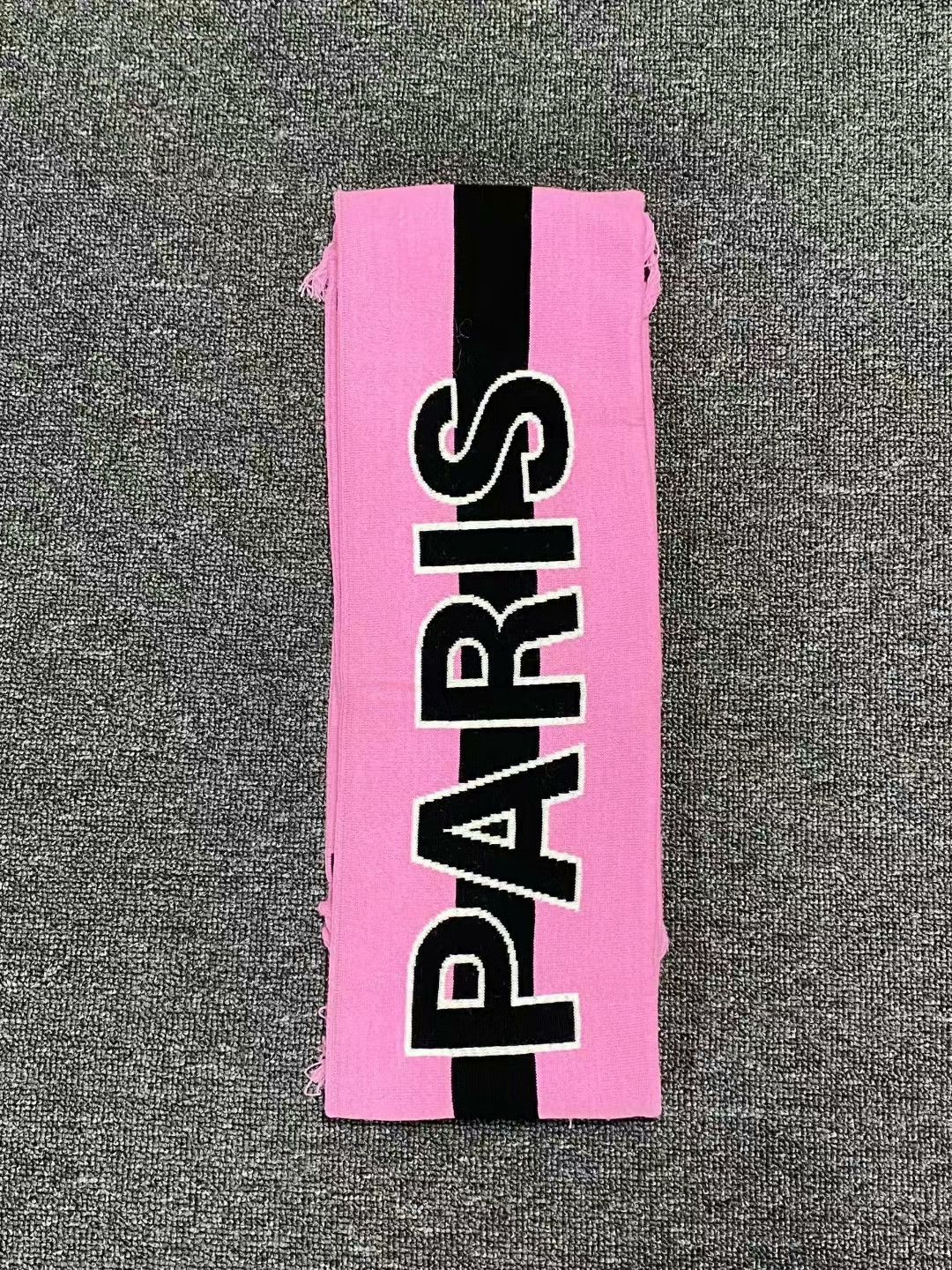 Balenciaga Balenciaga Pink Logo Scarf Size ONE SIZE - 1 Thumbnail