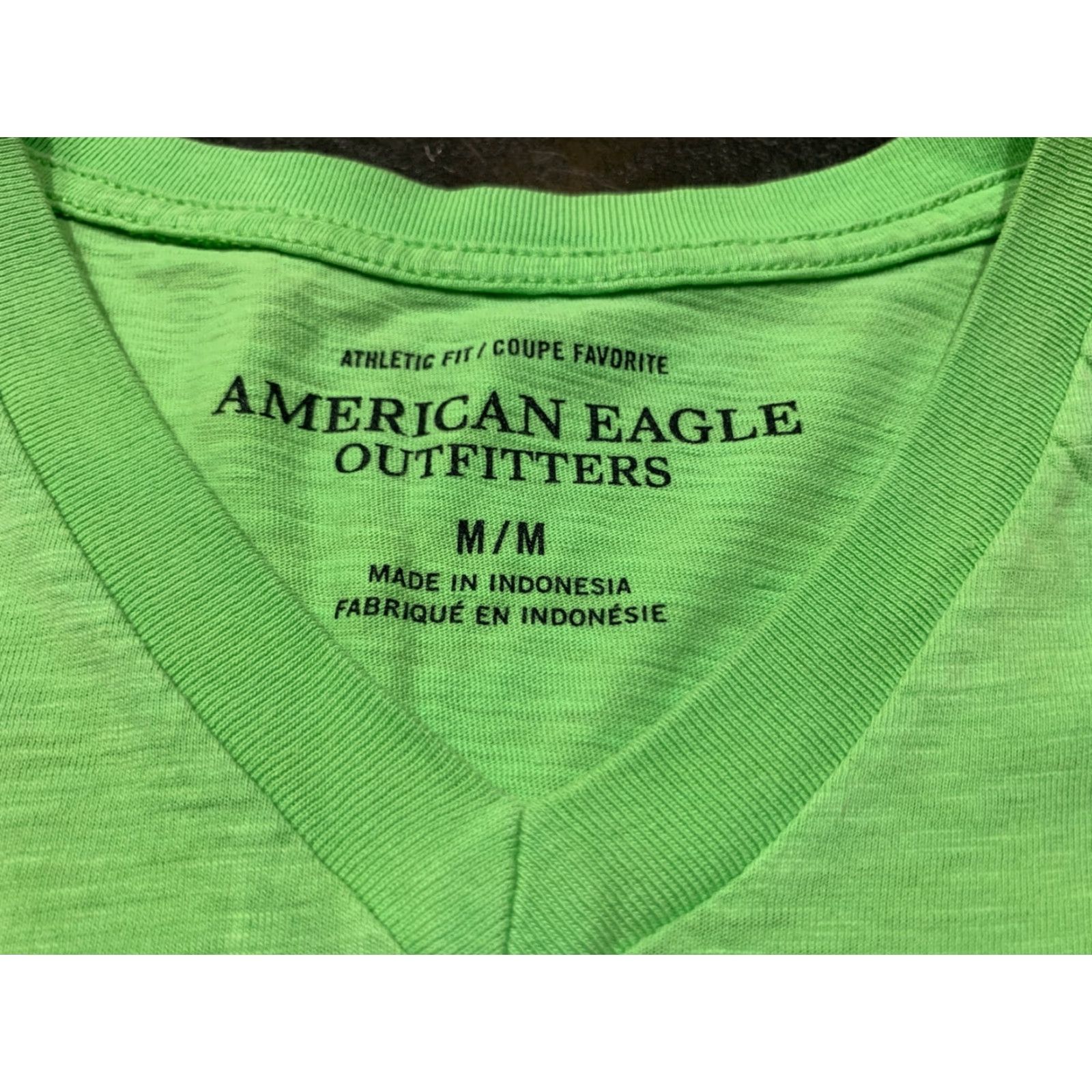 Vintage American Eagle Women's Medium Green V-Neck Pullover T-Shirt - Solid Basic - All Seasons Size M / US 6-8 / IT 42-44 - 6 Thumbnail