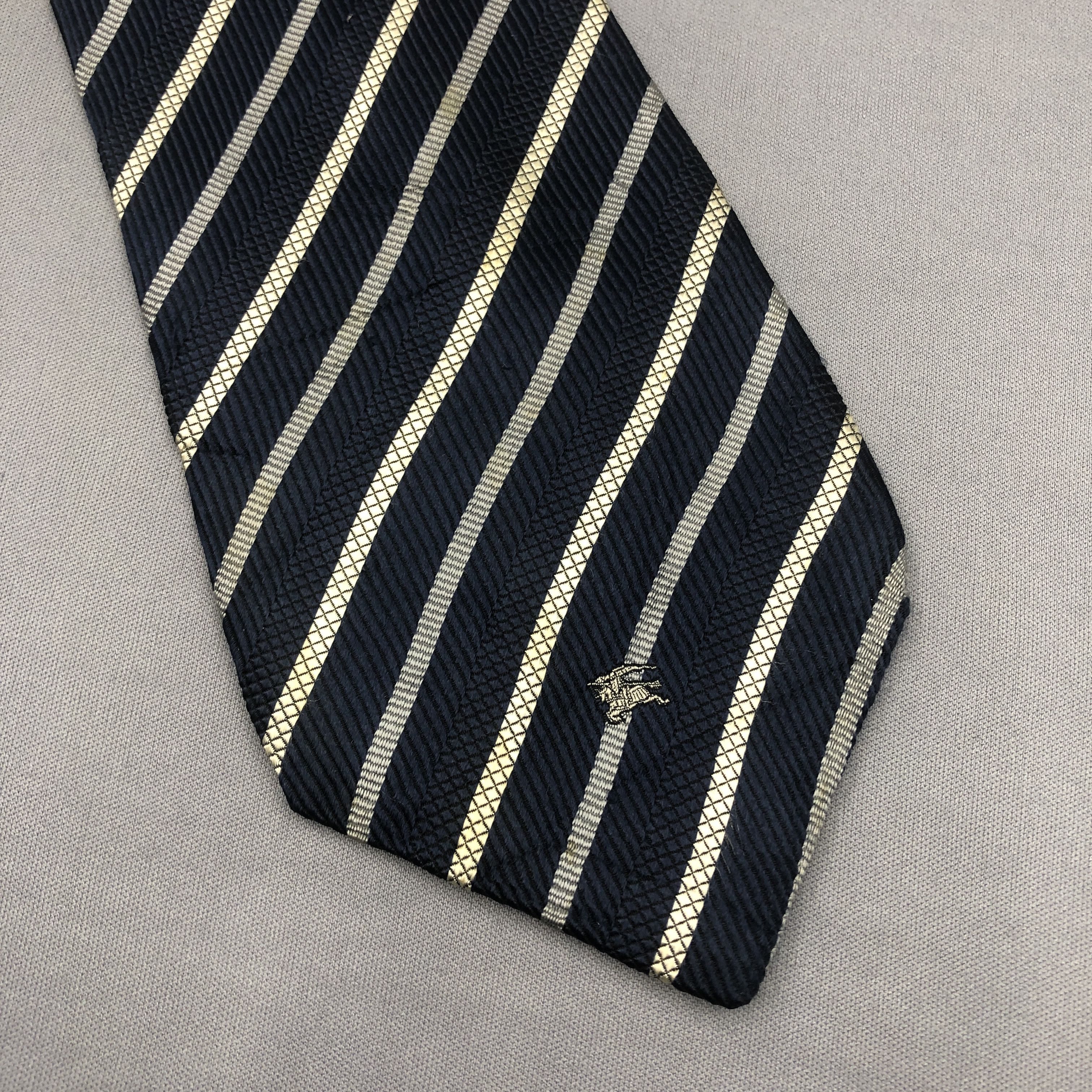 Burberry Vintage Burberry SILK Necktie Cravate Pure Silk Neck Tie Size ONE SIZE - 5 Thumbnail