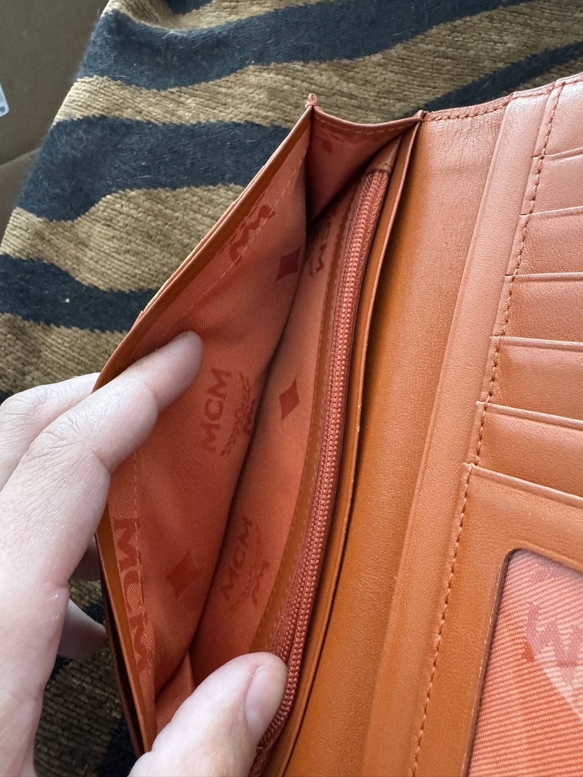 MCM MCM orange long wallet with free COA Size ONE SIZE - 9 Thumbnail