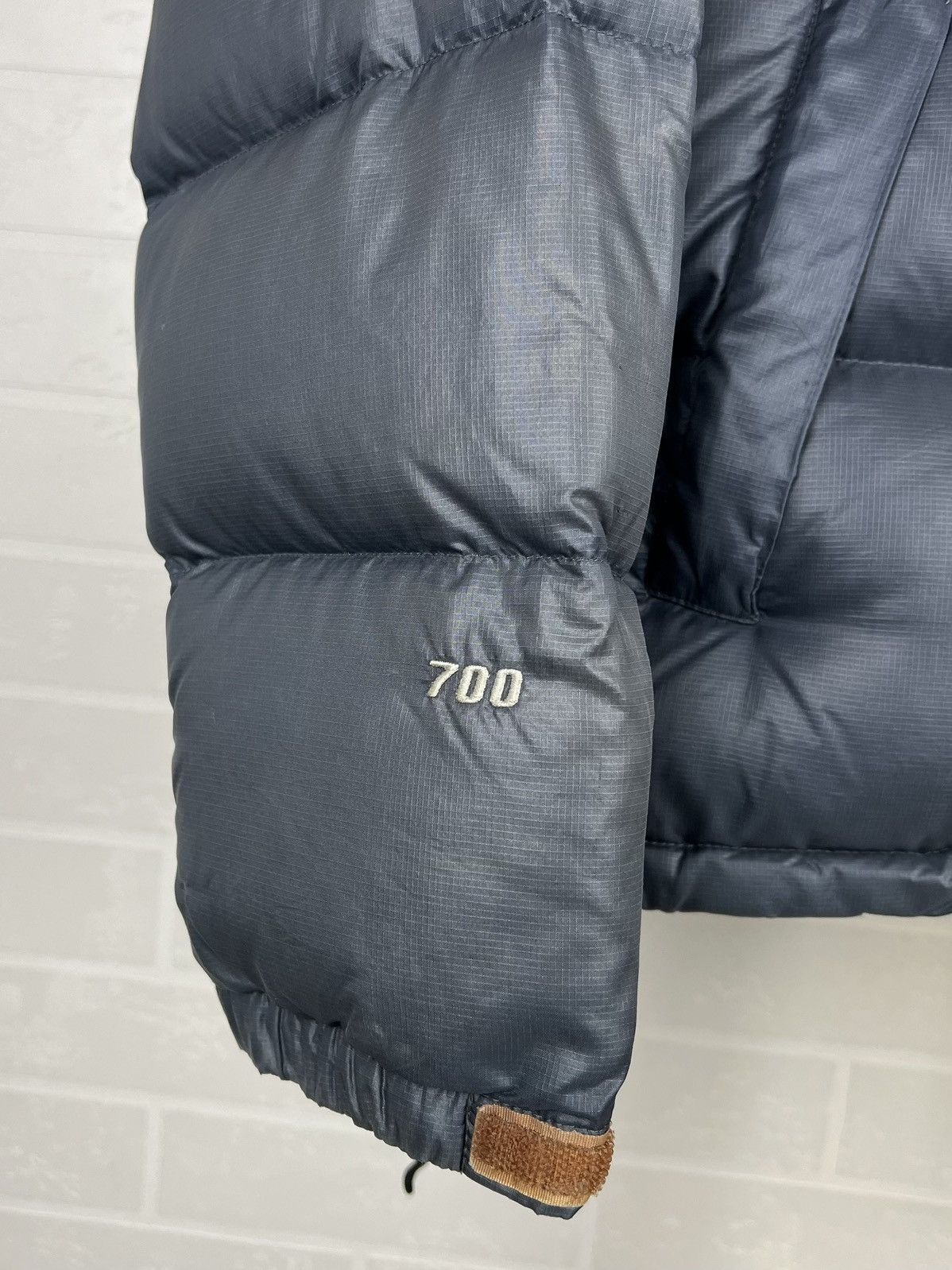 The North Face THE NORTH FACE Down Puffer Jacket Nuptse 700 Logo Mens Size US XS / EU 42 / 0 - 8 Thumbnail