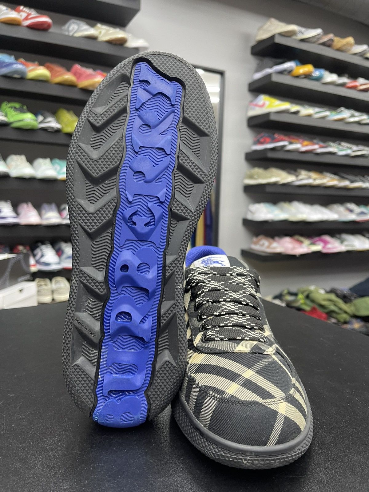 Burberry Size 9US/42EU - Burberry Check Terrace Sneakers Size US 9 / EU 42 - 8 Thumbnail