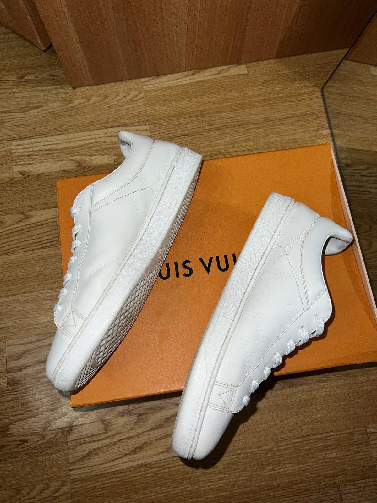 Louis Vuitton Louis Vuitton Luxembourg Size US 8 / EU 41 - 8 Thumbnail