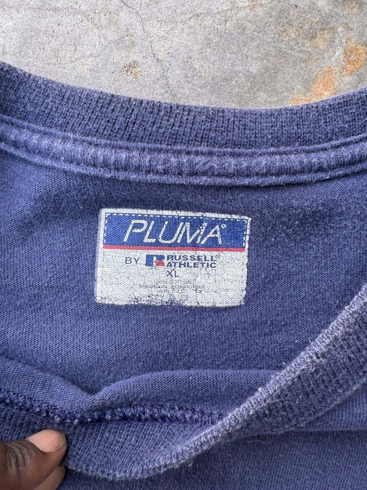 Russell Athletic vintage 1990s Pluma by Russell Athletic blank tee size XL Size US XL / EU 56 / 4 - 2 Thumbnail