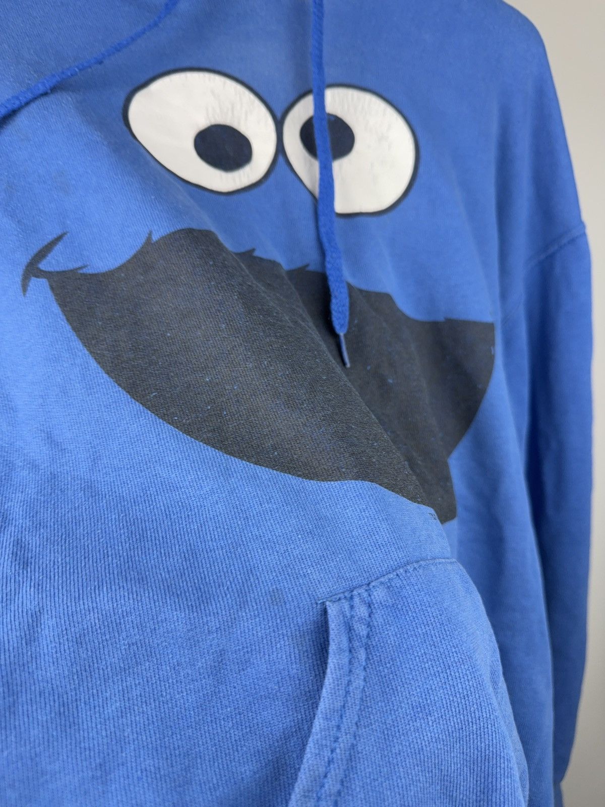 Vintage Vintage 2011 Big Logo Cookie Monster Cartoon Graphic Hoodie Size US L / EU 52-54 / 3 - 10 Thumbnail