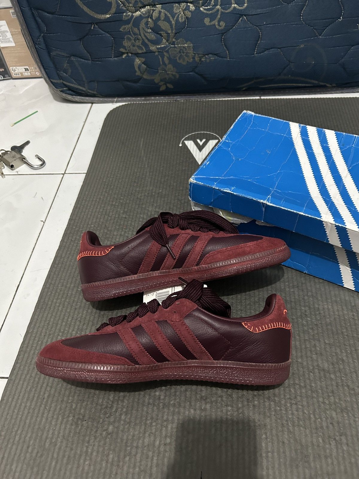 Adidas adidas samba jonah hill maroon Size US 8 / EU 41 - 2 Thumbnail