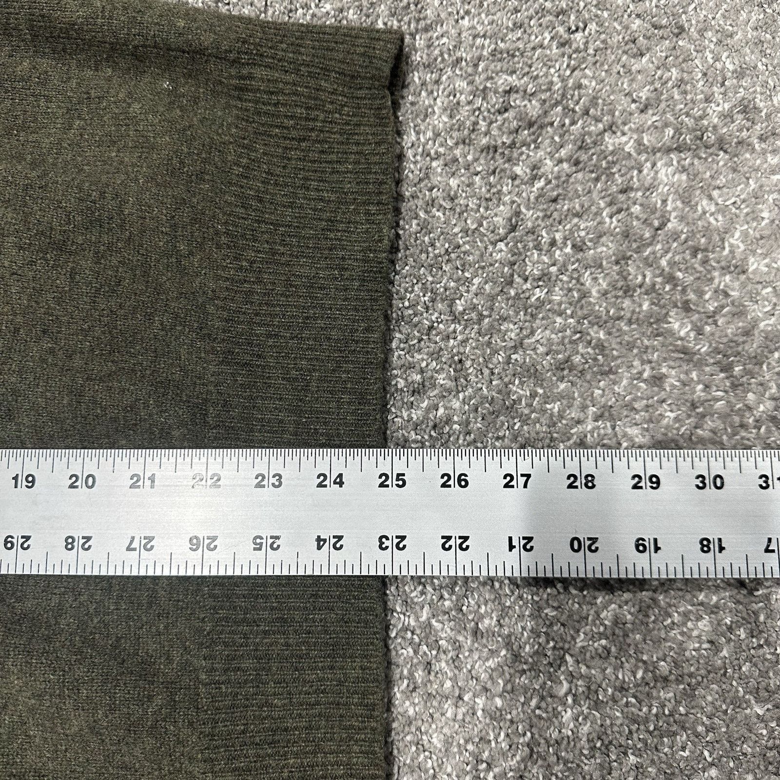 Polo Ralph Lauren Polo Ralph Lauren Sweater Mens M Green V-Neck Lambs Wool Size US M / EU 48-50 / 2 - 11 Thumbnail