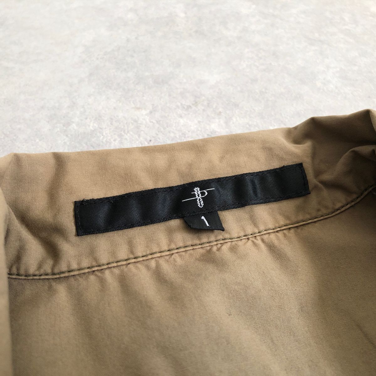 NO ID NO ID virgin mary button up with 3/4 sleeve Size US S / EU 44-46 / 1 - 6 Thumbnail