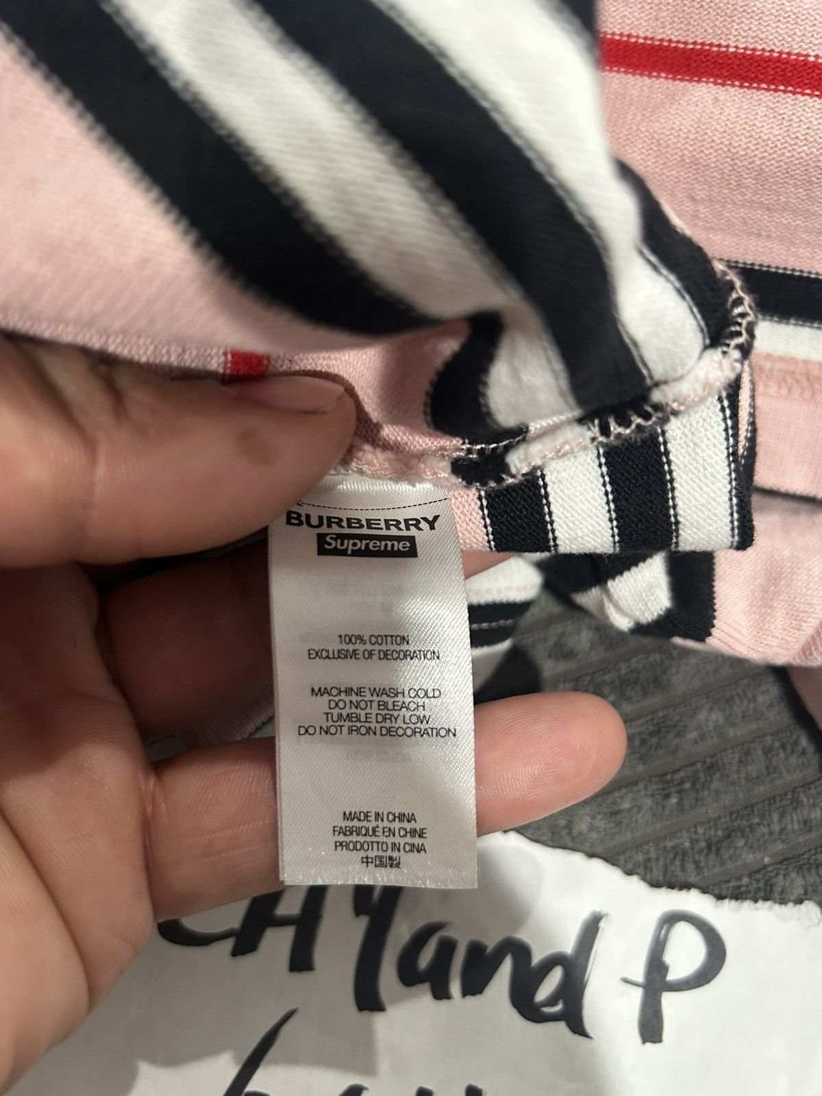 Burberry × Supreme Supreme Burberry pink rugby Size US XXL / EU 58 / 5 - 8 Thumbnail