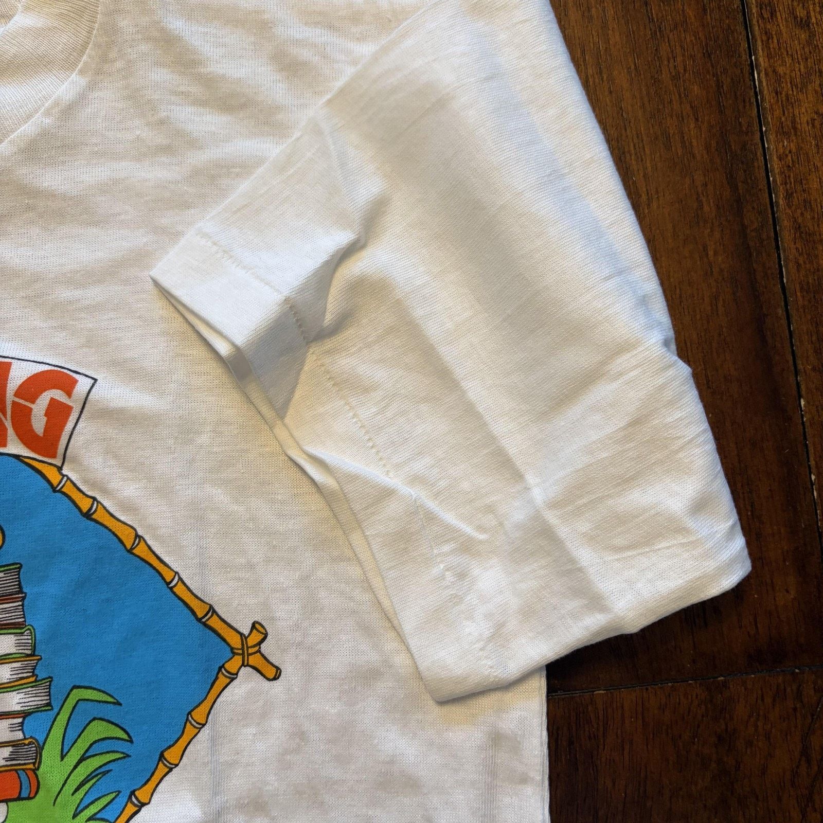 Vintage Vintage Disney Mickey Mouse Reading Shirt Boys XL White Size US XL / EU 56 / 4 - 5 Thumbnail