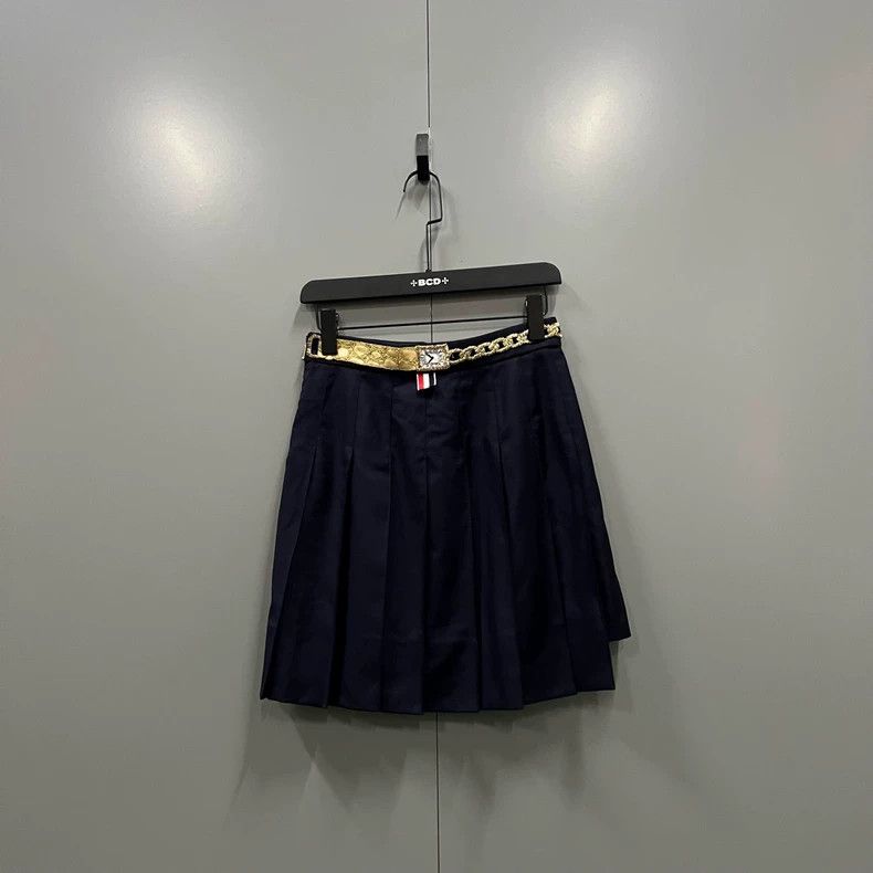 Thom Browne Thom browne Metal twisted flower pleated skirt 2503-Nextarr Size 24" / US 00 / IT 34 - 1 Thumbnail