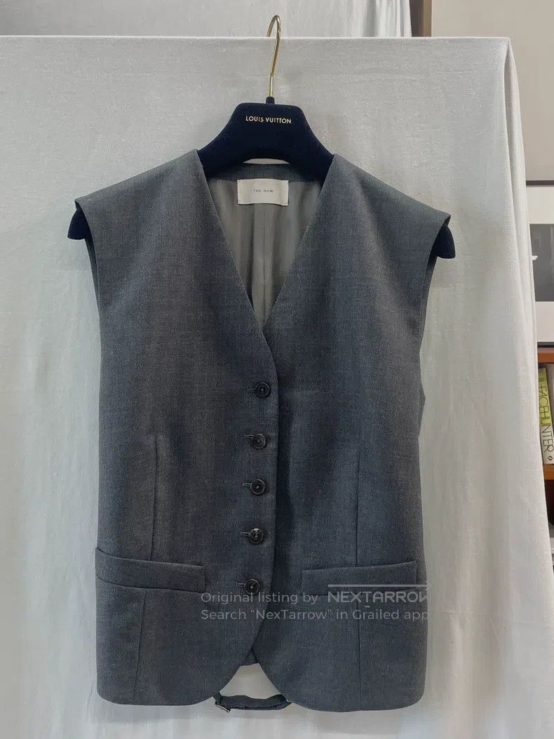 The Row The row size 2 Wool vest Size US M / EU 48-50 / 2 - 1 Thumbnail