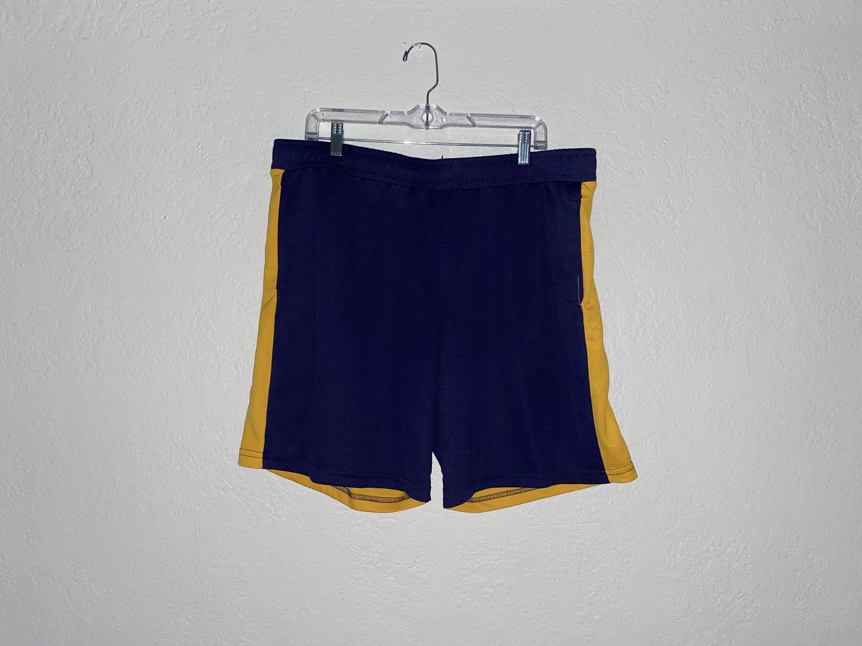 Target Basics All In Motion shorts XL gym workout basketball mens Unisex Size US 38 / EU 54 - 1 Thumbnail