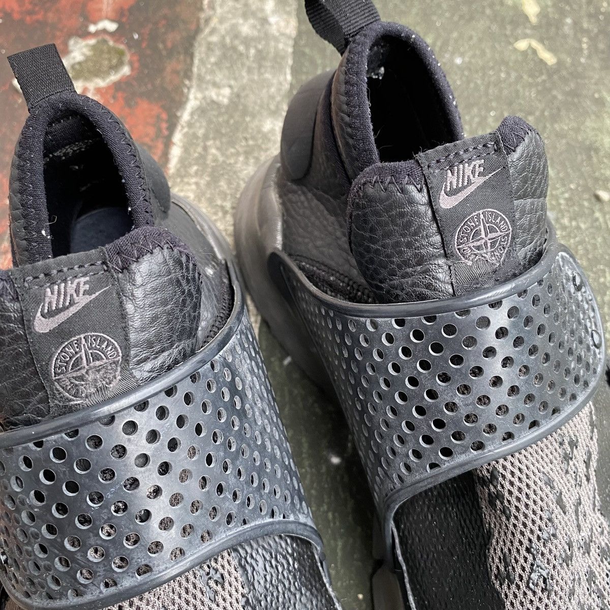 Nike × Stone Island Nike sockdart mid sp stone island black Size US 9 / EU 42 - 4 Thumbnail