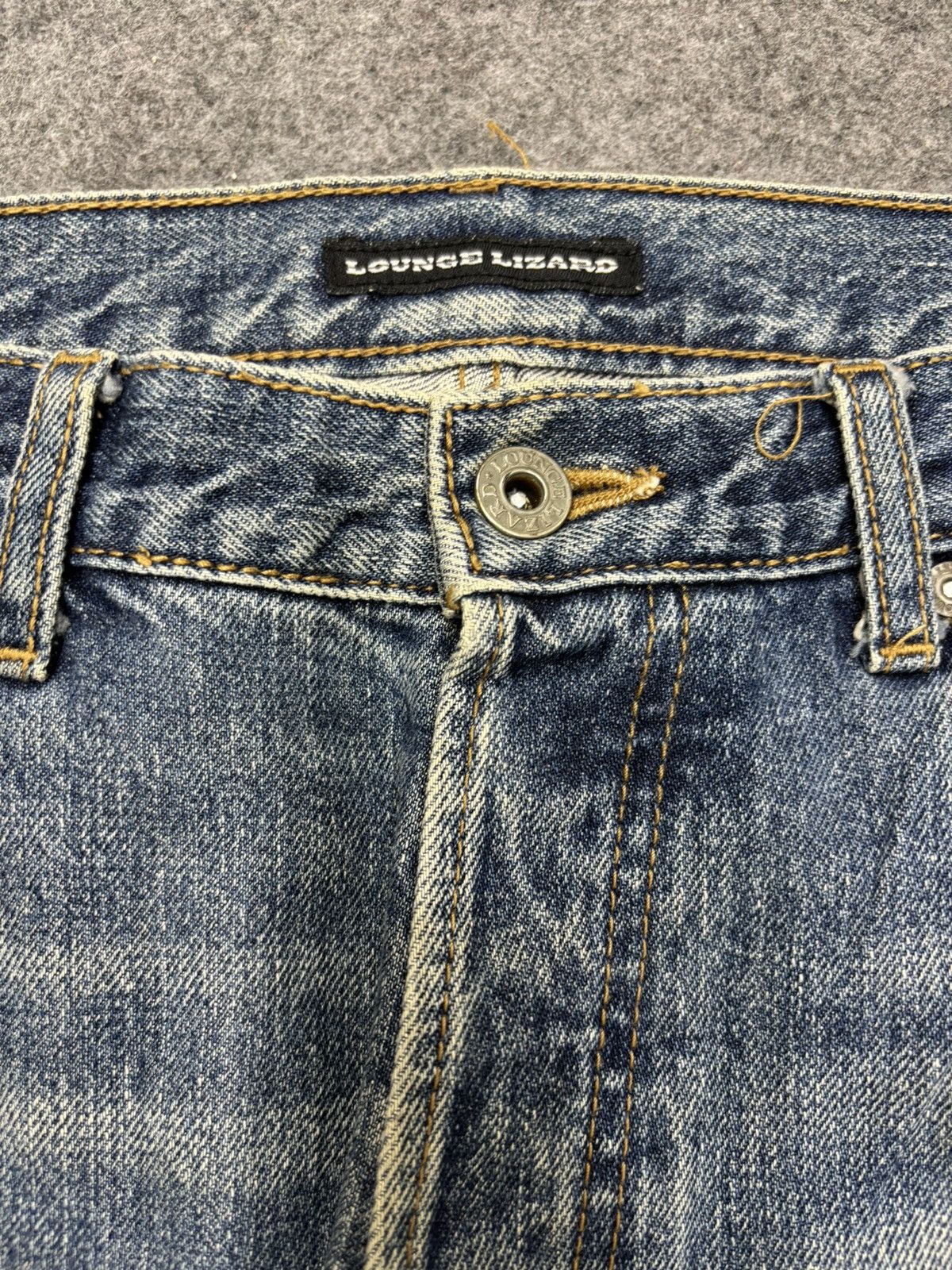 Japanese Brand 💥Vintage LOUNGE LIZARD Japan Crash Distressed Denim F679 Size US 33 - 13 Thumbnail