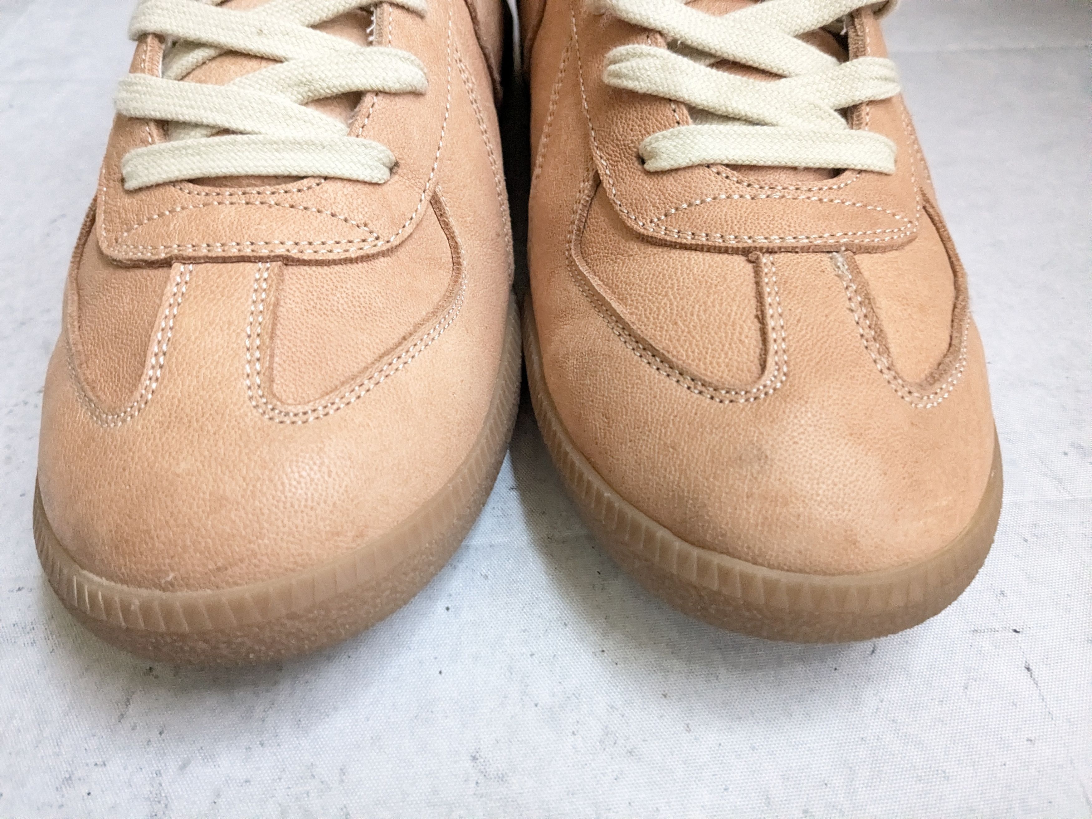 Maison Margiela Maison Margiela Replica GAT 11 44 Low Tops Beige Size US 11 / EU 44 - 3 Thumbnail