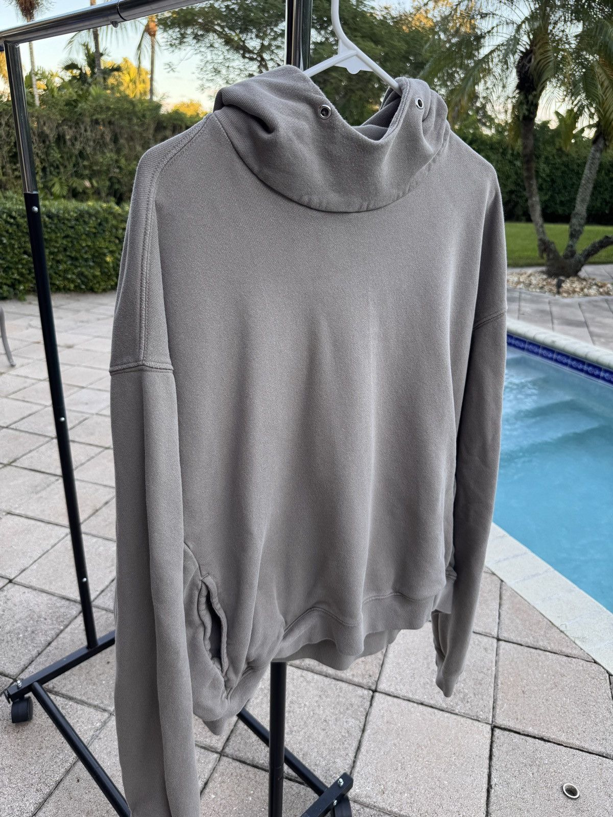 John Elliott John Elliott Dark Green Cropped Hoodie size 4 XL Size US XL / EU 56 / 4 - 2 Thumbnail