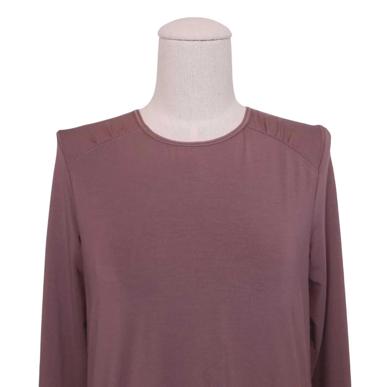 Lululemon NWOT Lululemon Timeless Twist Long Sleeve Antique Bark Sz 6 Size M / US 6-8 / IT 42-44 - 2 Thumbnail
