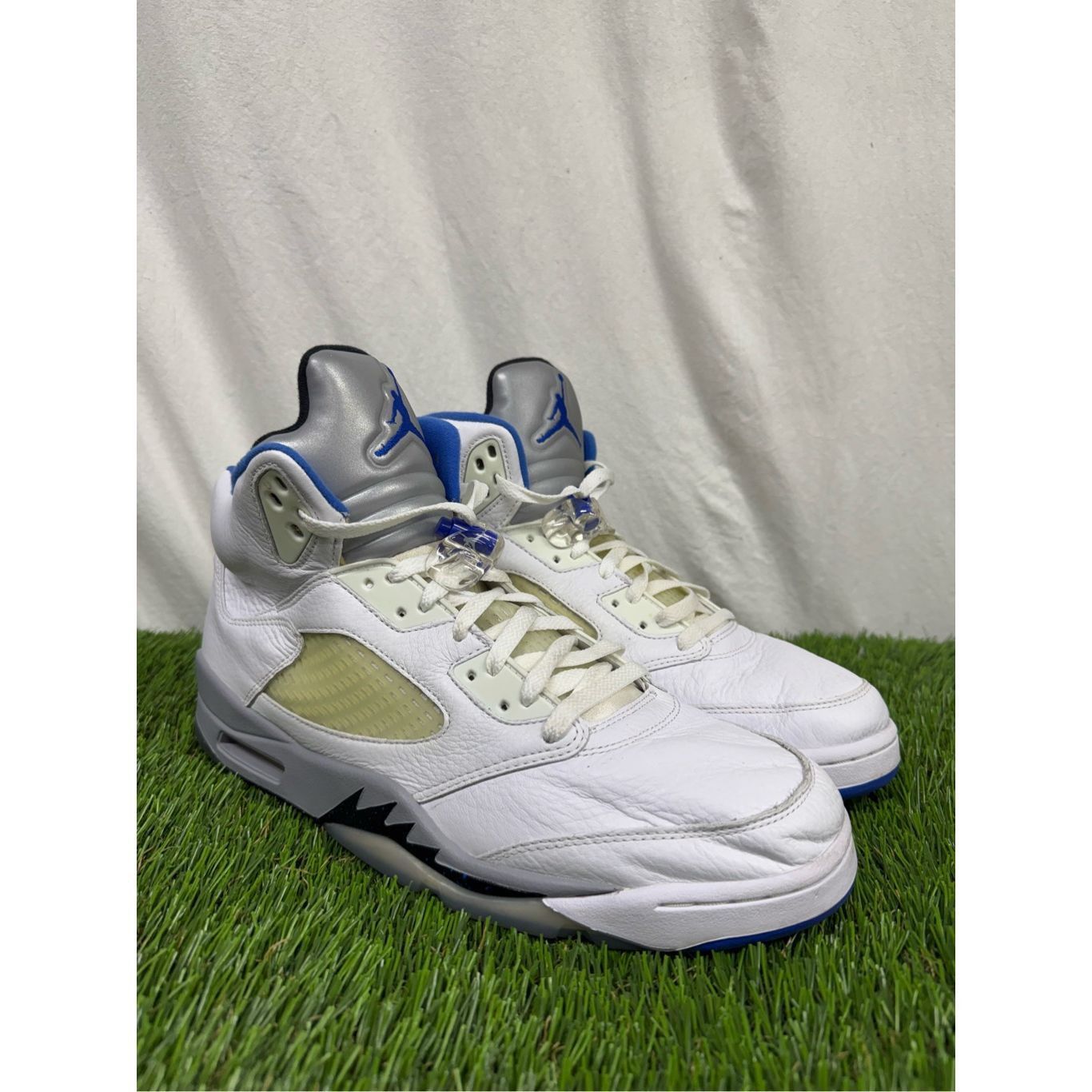 Size 13 - Air Jordan 5 Retro Stealth 2.0 ICY clean white blu