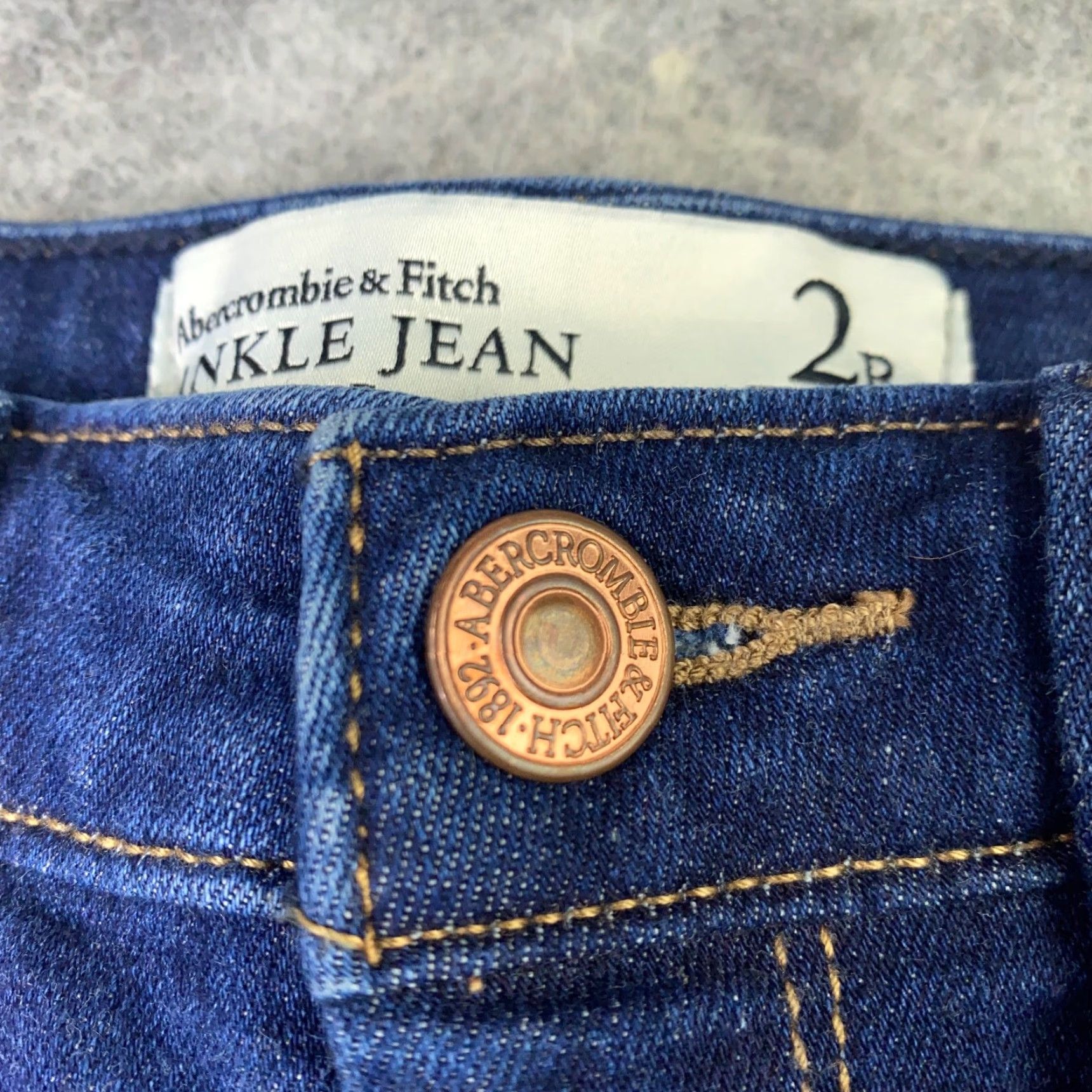 Abercrombie & Fitch Abercrombie & Fitch Jeans Womens Size 2 Blue Hi-Rise Ankle Stretch Zipper Hem Casual Denim Pants Women Regular 5-Pocket Design Mid Rise Size 25" / US 0 / IT 36 - 3 Thumbnail