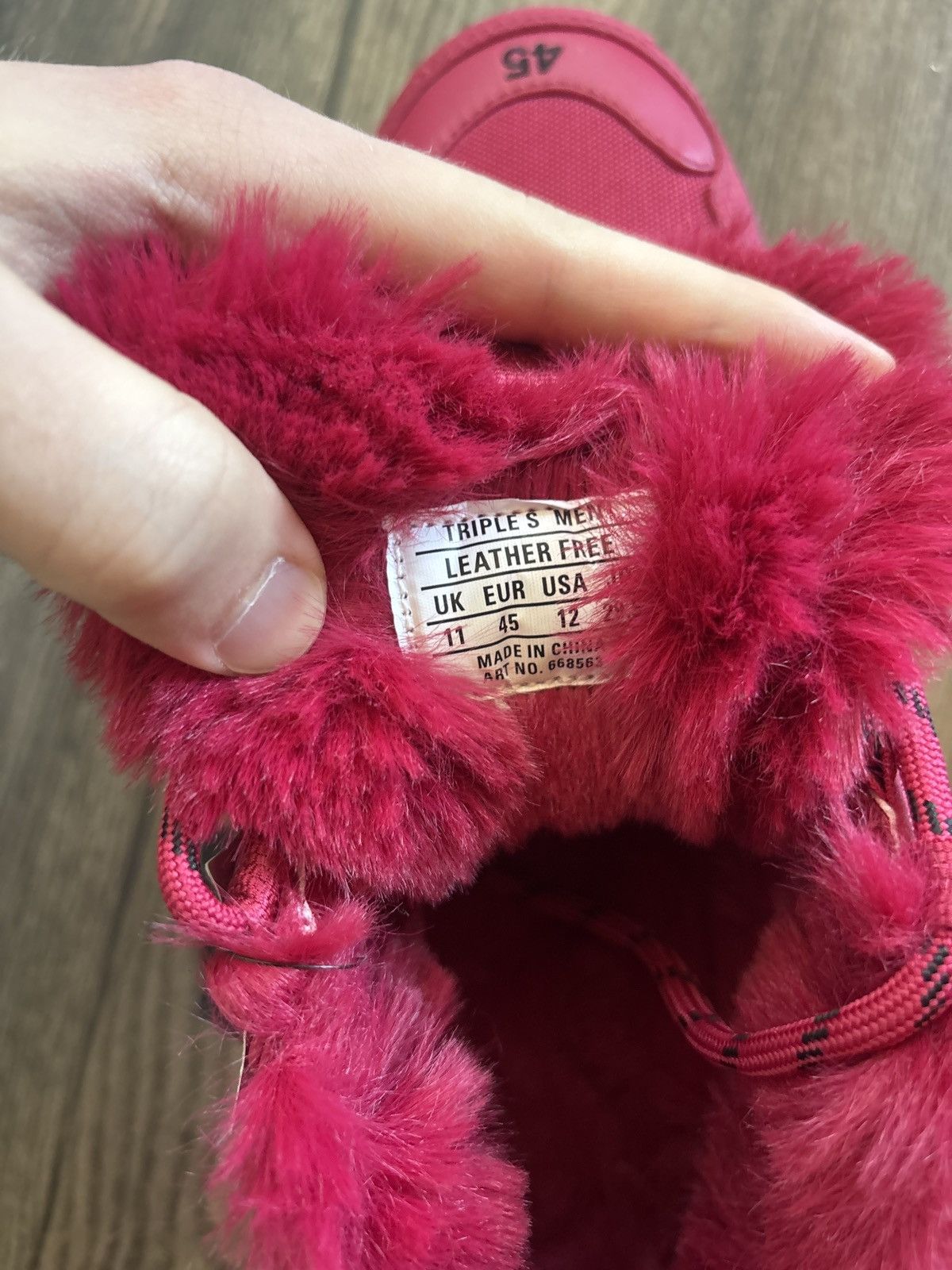 Balenciaga Balenciaga Triple S Red Fur Lined Size 12 Size US 12 / EU 45 - 6 Thumbnail