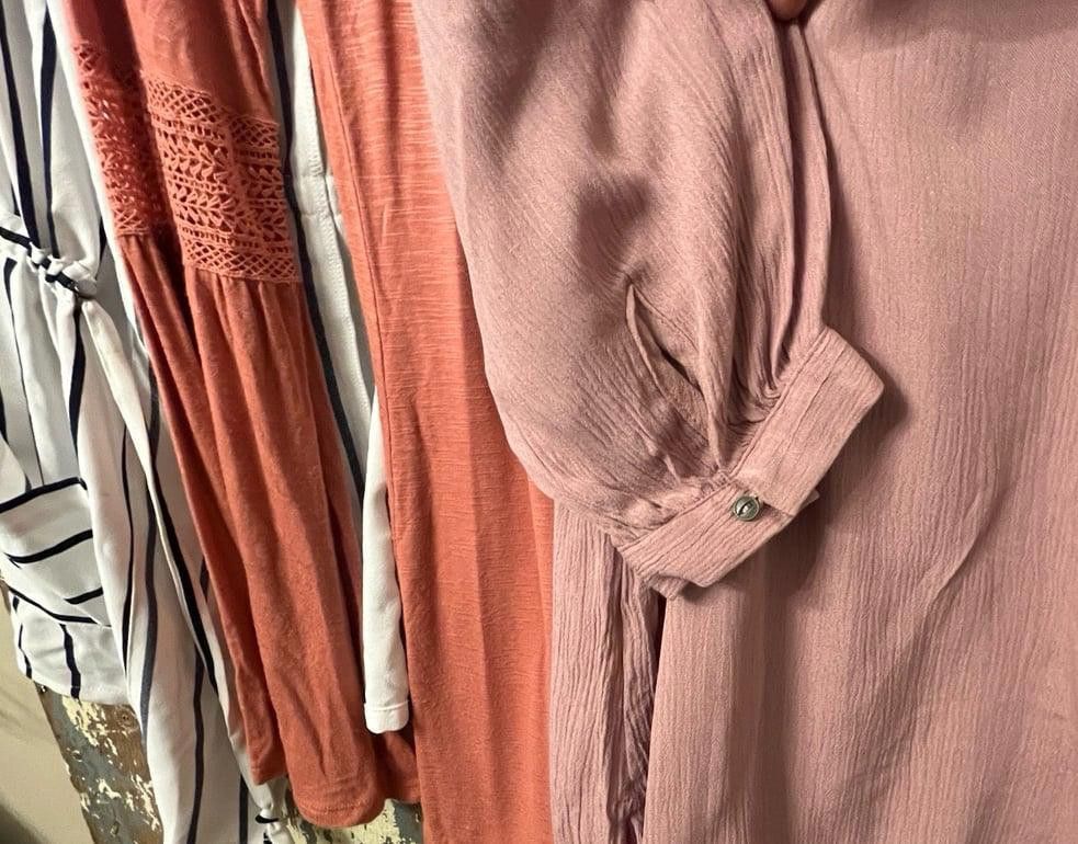 Designer Lot of 3 Maurice’s business casual tops XS Small NWT Size S / US 4 / IT 40 - 3 Thumbnail