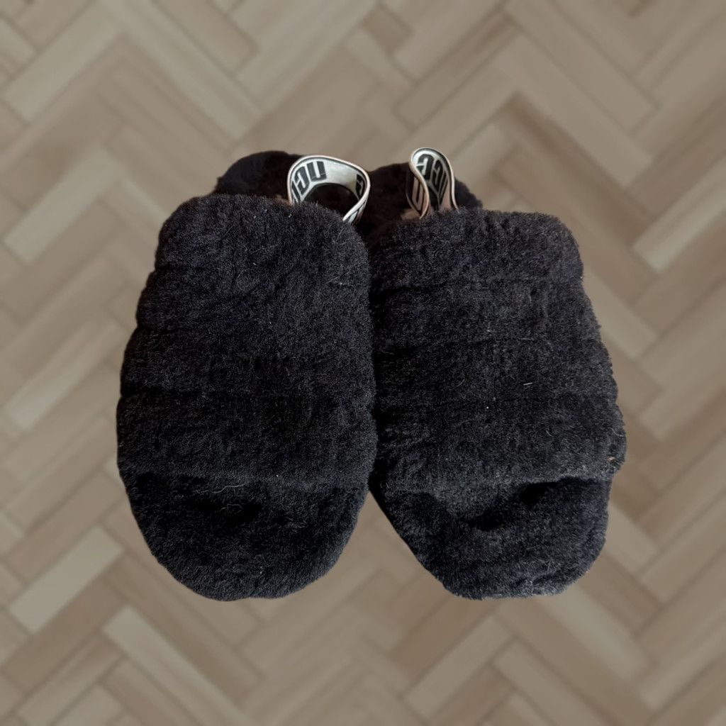 Ugg VINTAGE UGG Slipper Womens 9 Black Fluff Yeah Slide Fur Strap Slippers Womens Shoes Black Strap Australia 9 Womens Size US 9 / IT 39 - 1 Thumbnail